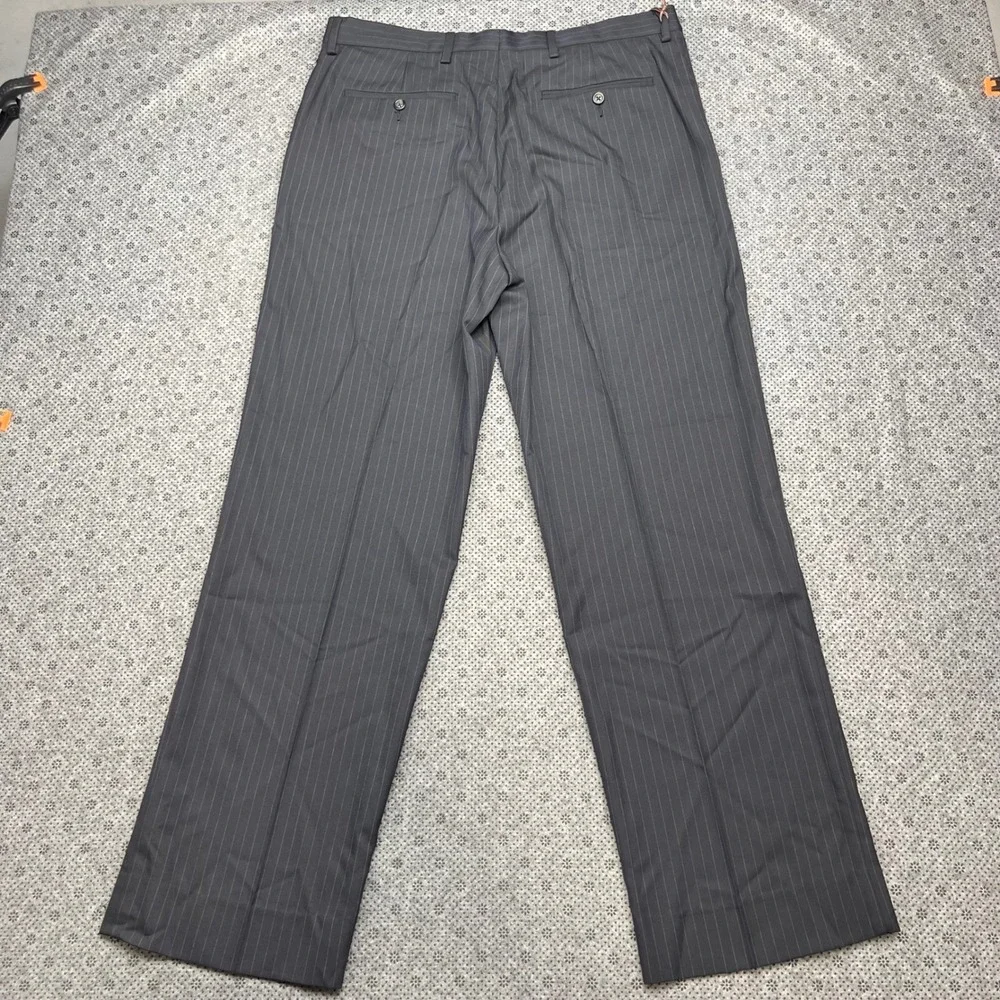 NEW Merona Mens‎ Pinstripe Suit Set 44R Blazer 36x32 Pants Charcoal Gray 2 Piece